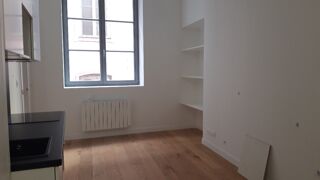  Appartement à louer 2 pièces 29 m²