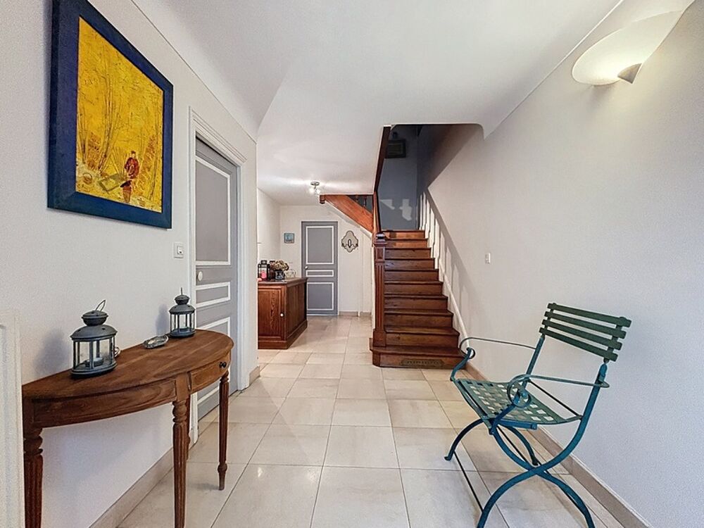 Vente Maison Maison à vendre 9 pièces jardin et garage REIMS (51) Reims