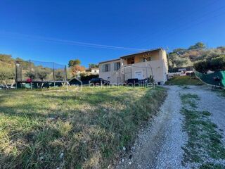  Villa à vendre 10 pièces 200 m²