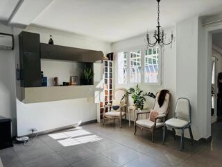  Villa à vendre 6 pièces 252 m²