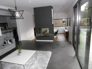  Maison � vendre 6 pi�ces 205 m�