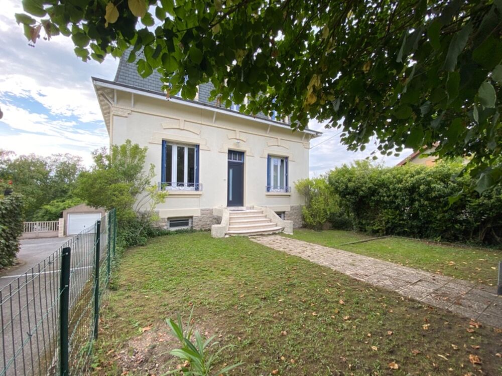 Maison à vendre 8 pièces MONTCEAU LES MINES (71)