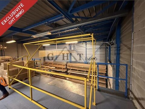   1 471 M2 - ENTREPOT BUREAUX A VENDRE A EMERAINVILLE 