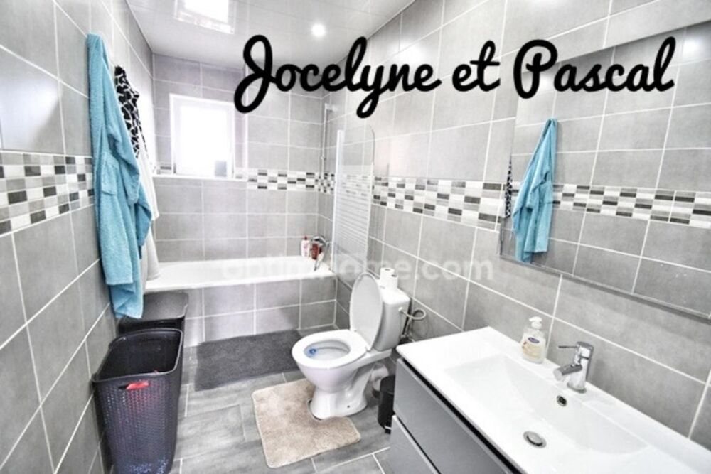 Vente Immeuble IMMEUBLE COMPLET - 3 APPARTEMENTS - PLACES PARKING Audun le roman