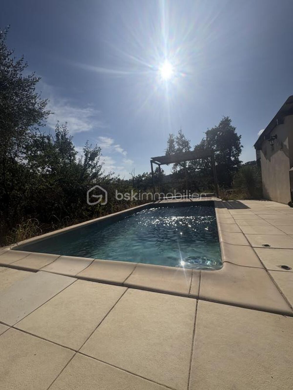À Découvrir, Villa récente avec piscine a 3 minutes d'Ales