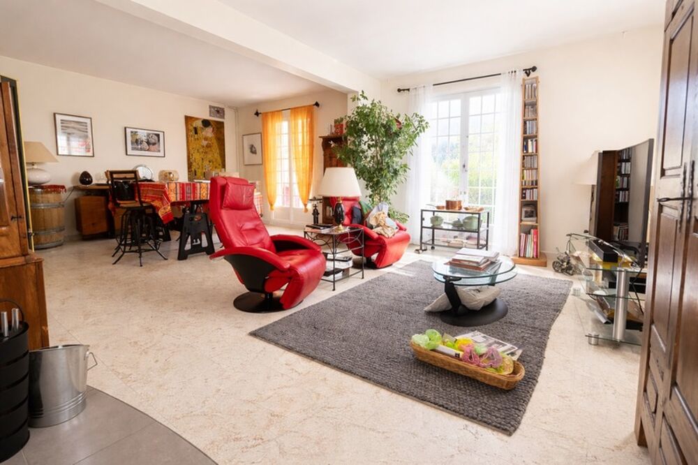 BONNEVAL - Grande maison 230 m² + sous-sol aménagé  idéal famille / pro