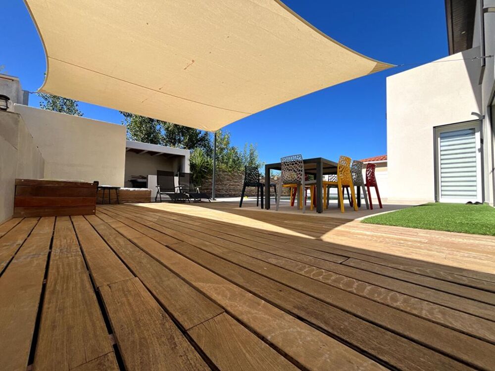 Magnifique villa de standing de 170 m² sur un terrain 4 faces avec piscine dans un secteur prisé