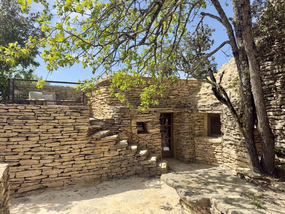 à vendre  Propriété/château Gordes (84220)