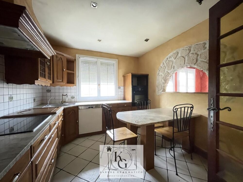 Vente Maison ? NOUILLONPONT – 130 m² À RÉINVENTER – 3 CHAMBRES – 2 TERRASSES – FORT POTENTIEL Nouillonpont