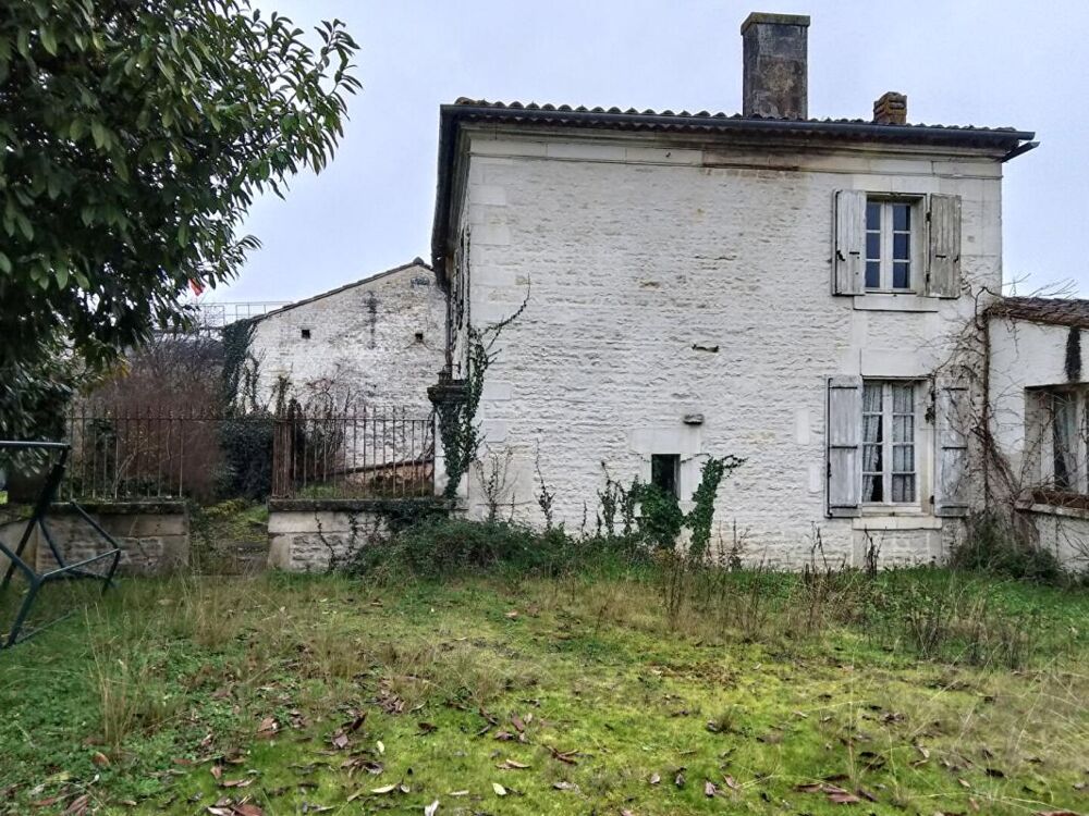 Vente Maison Maison 4 chambres, jardin, à 10 mn de Cognac Nercillac