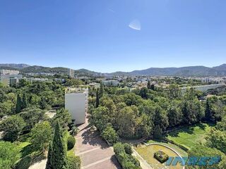 Vente Appartement Marseille 13009 –Joseph Aiguier – T3/4 en étage élevé avec terrasse, vue dégagée, parc et cave Marseille 9