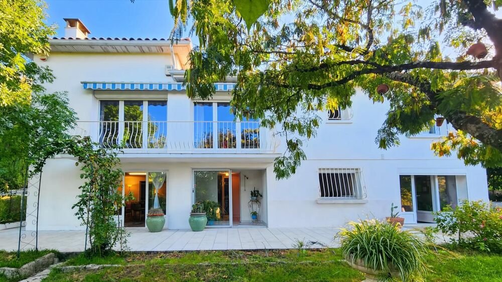 Vente Maison Maison de 6 pièces de 154 m² à Ribérac Riberac