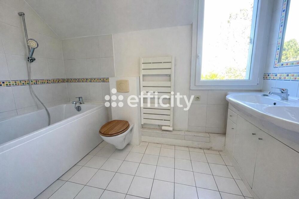 � vendre  Maison Versailles (78000)