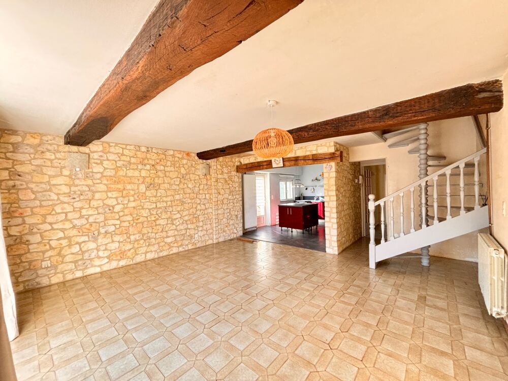 Vente Maison Maison 115m² - 6 pièces - 4 ou 5 chambres - Terrain clos - LALHEUE (71240) Lalheue