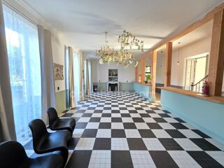  Propri�t�/ch�teau � vendre 12 pi�ces 633 m�