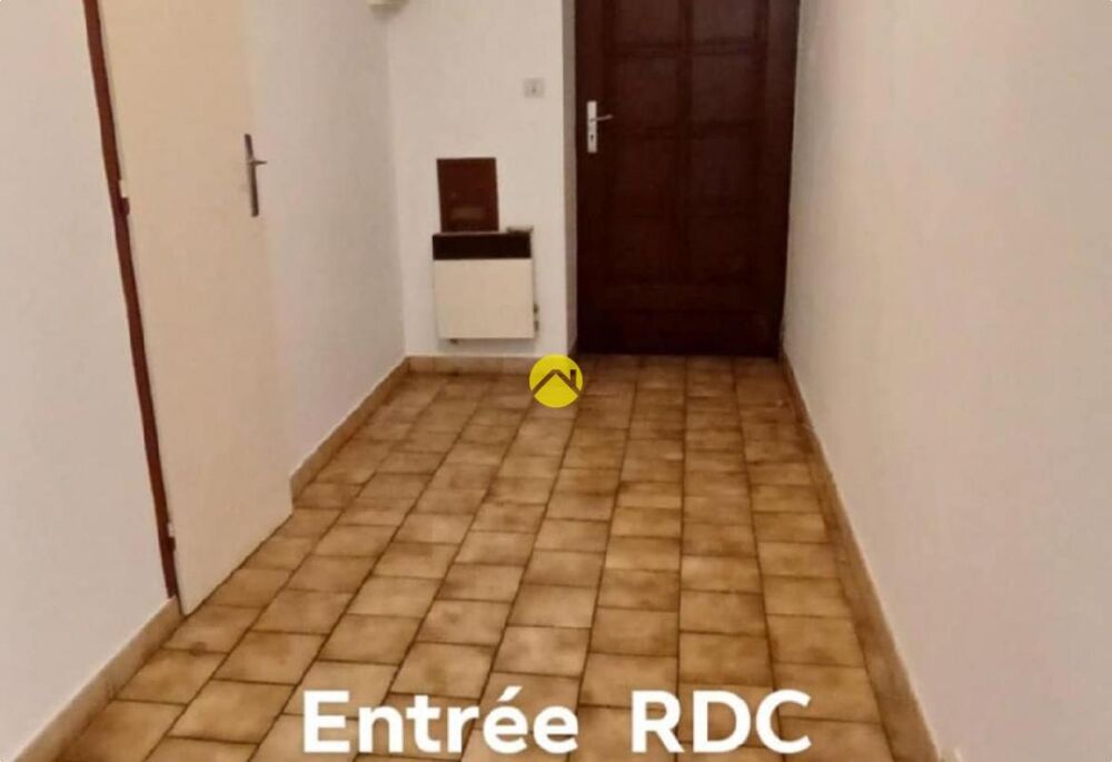 Vente Appartement Immeuble 3 T2 Montlucon