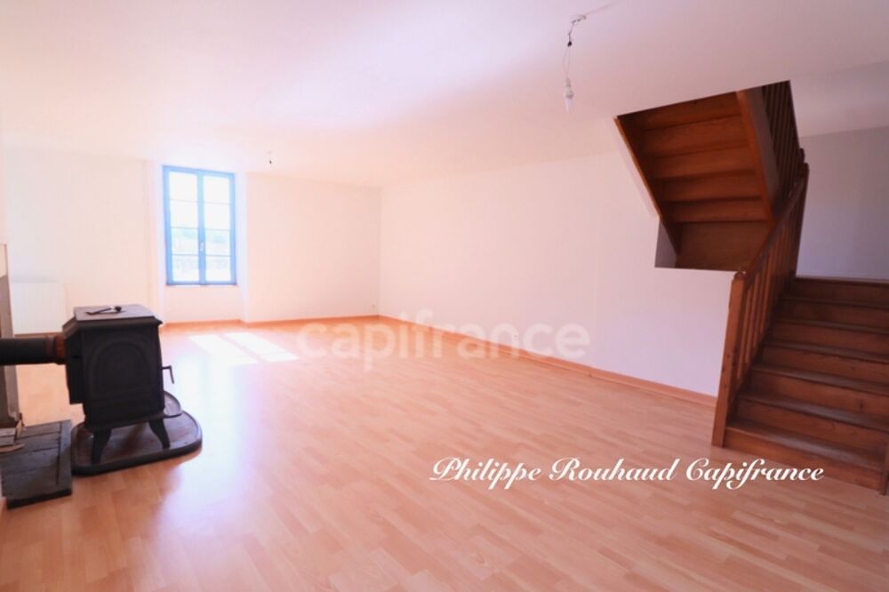 Ensemble Immobilier d'Exception : Commerce et Locatif au Coeur d'une Cité de Caractère (220 m²)