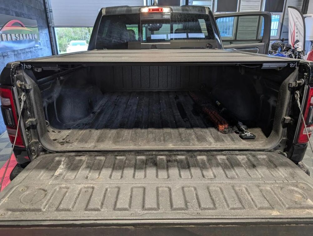 RAM 1500 5.7 4WD 396CH CREW LAMARIE SPORT 2018 occasion 77250 Moret Loing Et Orvanne