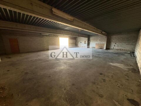 ENTREPOT 180 M&sup2; A DAMMARIE LES LYS A LOUER 1150 77190 Dammarie les lys