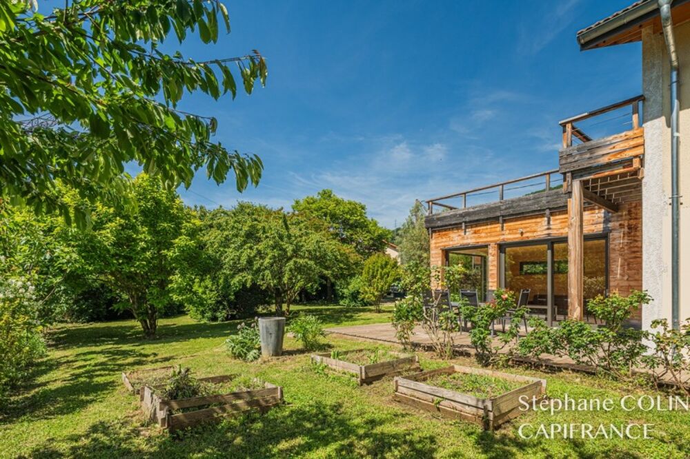 Maison 150 m² à JARRIE (38)