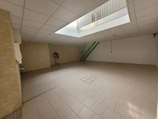  Immeuble � vendre 13 pi�ces 528 m�