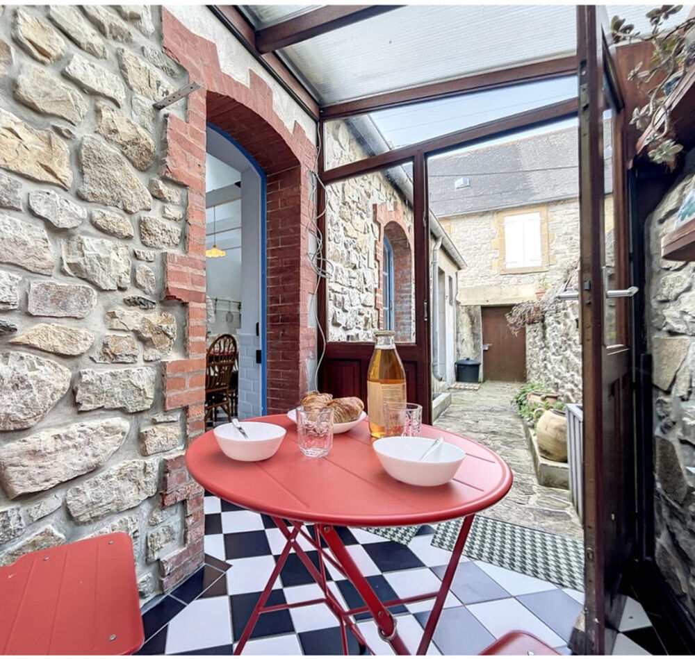 Camaret-sur-Mer  Maison de ville pleine de charme, au coeur du quartier des artistes