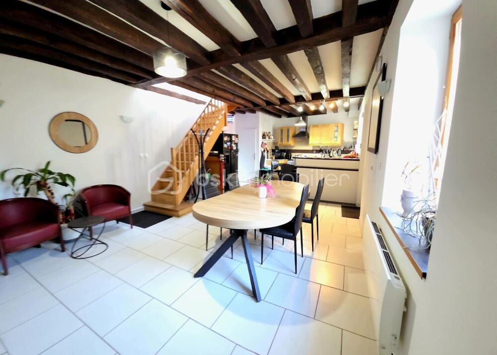 MAISON FAMILIAL SAINT-PRIVE-SAINT-MESMIN