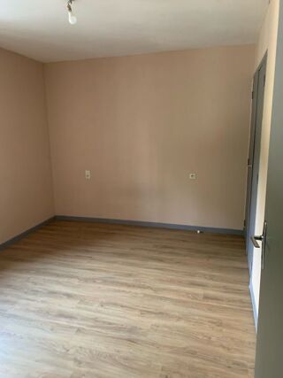  Appartement à louer 3 pièces 60 m²