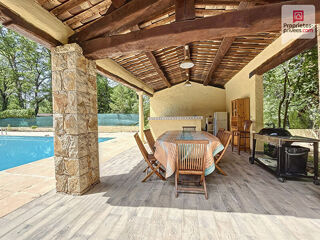  Maison  vendre 6 pices 282 m