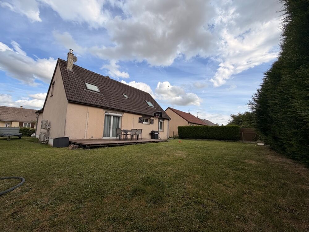 Vente Maison Maison à vendre 8 pièces LUCE (28) Luce