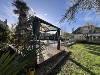  Propriété/château à vendre 6 pièces 205 m²