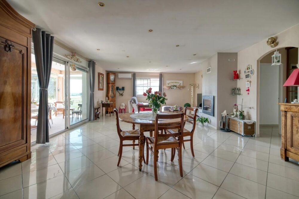 Vente Maison Maison de 5 pièces de 144 m² à Ségreville Segreville