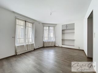 Vente Maison Montval-sur-Loir (72500), maison de charme à vendre 4 chambres, cour et dépendances, coeur de ville Montval sur loir