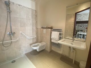  Immeuble � vendre 6 pi�ces 161 m�