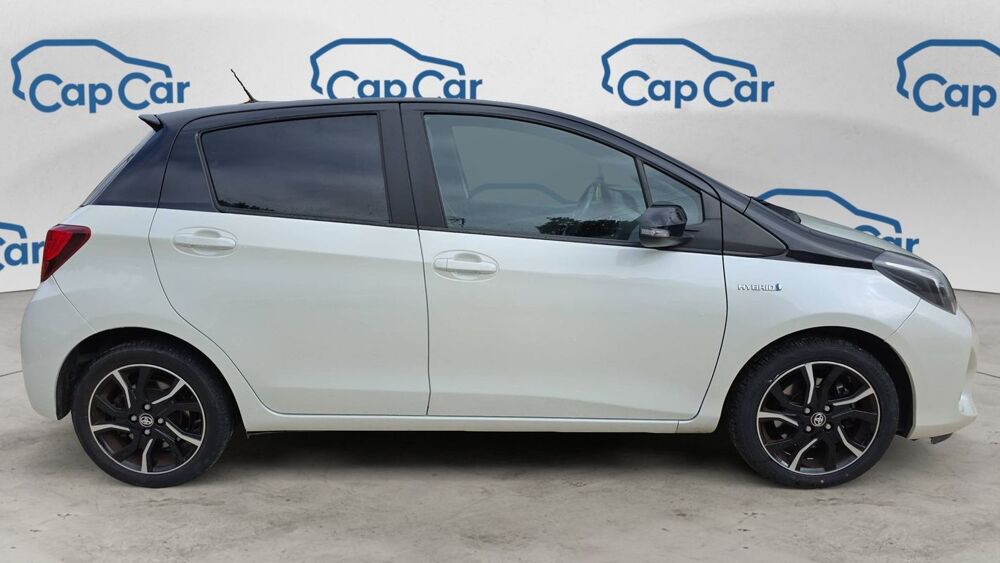Yaris 1.5 VVTi 100 Hybrid E-CVT Collection - Automatique 2017 occasion 82000 Montauban