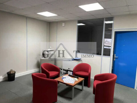   Entrepôt à vendre de 920m² à Saint-Mard 