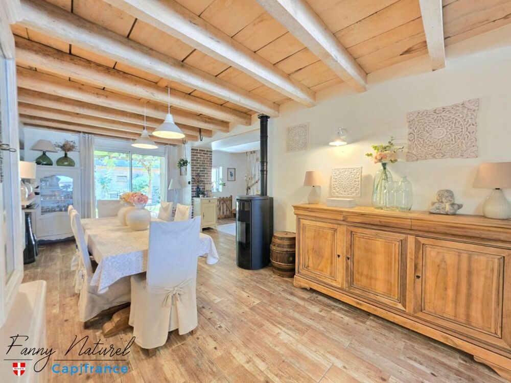 Vente Appartement Charme de l'ancien et confort moderne : Superbe T5 en Triplex avec Terrasse, jardin et stationnements Chambery