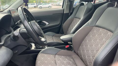 Yaris Cross 1.5 HSD 116 Hybrid 4WD E-CVT 92 Collection 2022 occasion 48000 Mende