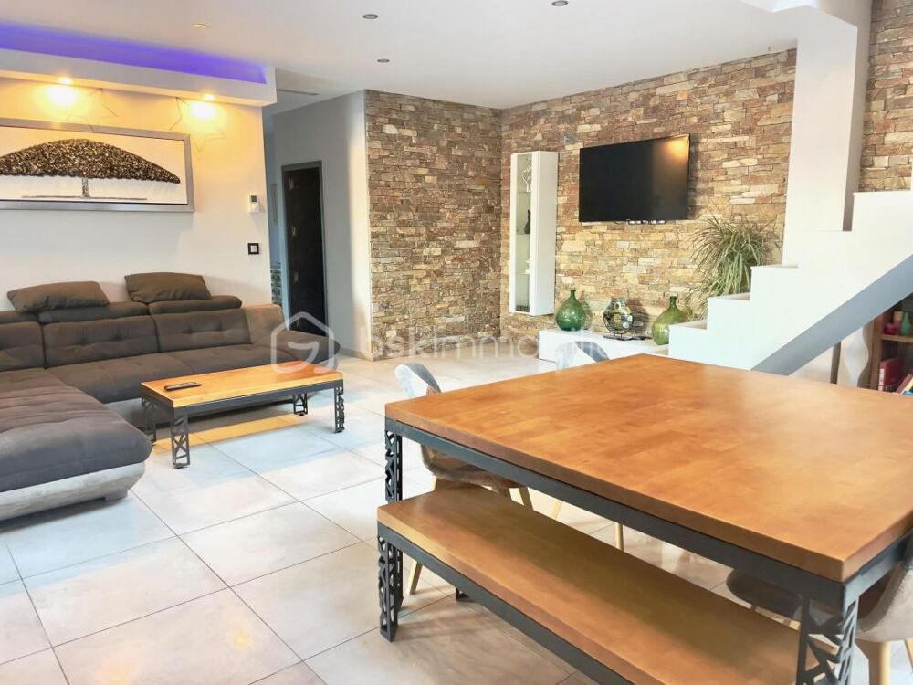Vente Maison À Vendre – Maison d'Exception de 257 m² sur un terrain de 628 m² à Montady Montady