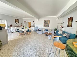 Propriété/château à vendre 7 pièces 268 m²