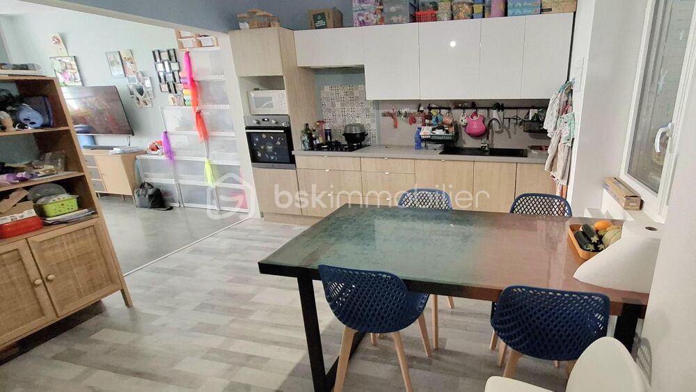 Vente Maison Maison de ville rénovée avec grande cour, garage et maisonnette Chateau renault