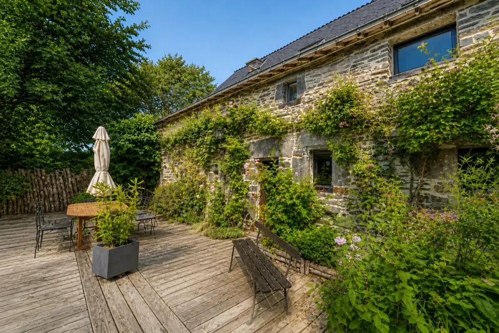 Maison pleine de charme, 5 pièces, 180 m², à Carentoir