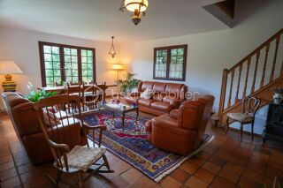  Propri�t�/ch�teau � vendre 11 pi�ces 180 m�