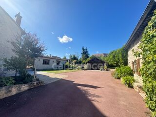  Propriété/château à vendre 7 pièces 230 m²