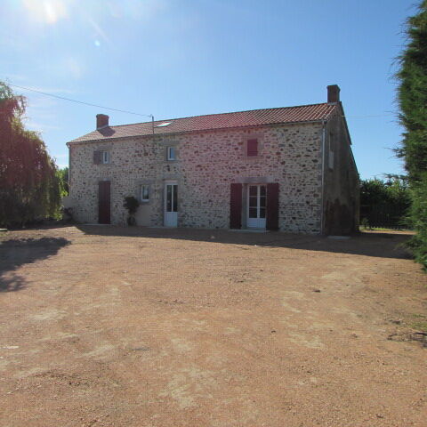  Propri�t�/ch�teau � louer 7 pi�ces 164 m�