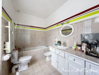  Maison à vendre 8 pièces 162 m²