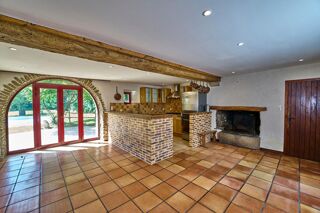  Propriété/château à vendre 8 pièces 208 m²