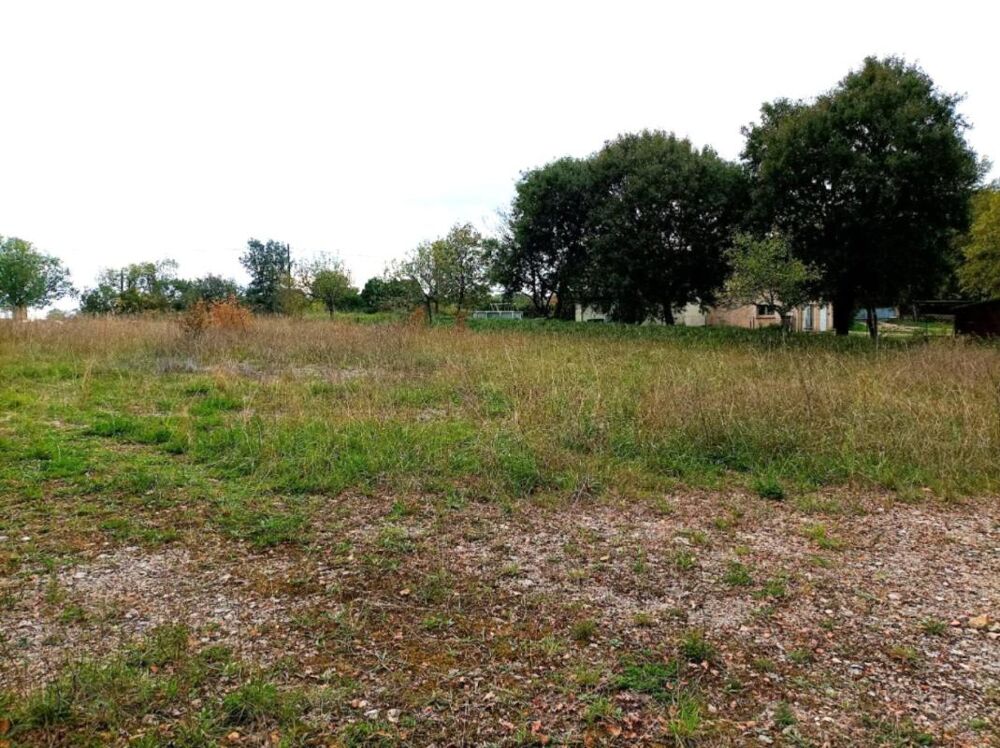 Vente Terrain Terrain constructible  à vendre 1 714 m² Calamane