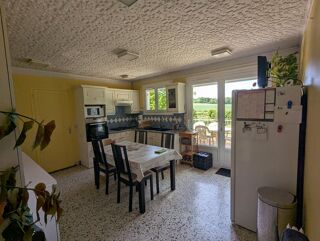  Maison  vendre 7 pices 190 m