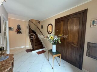  Proprit/chteau  vendre 10 pices 261 m